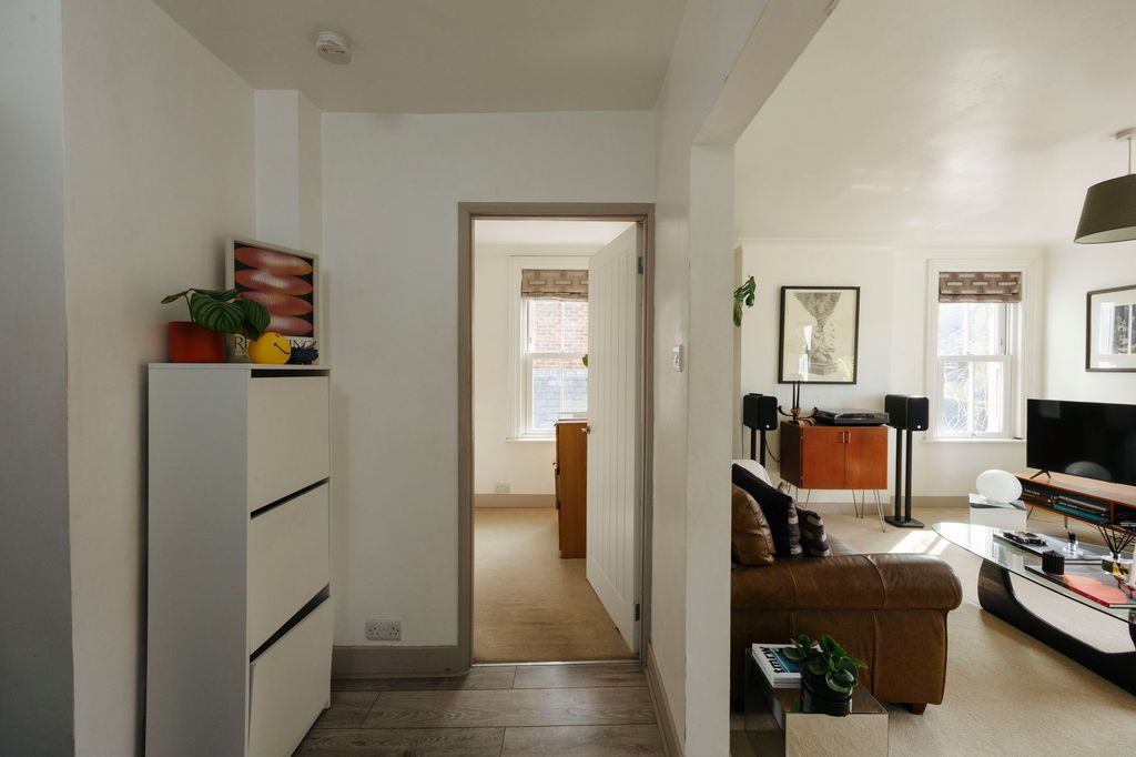 Additional image 15 of 1 bed flat for saleWest Street, Billingshurst RH14