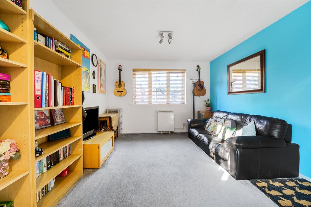 Additional image 14 of 1 bed flat for saleTylersfield, Abbots Langley, Hertfordshire WD5