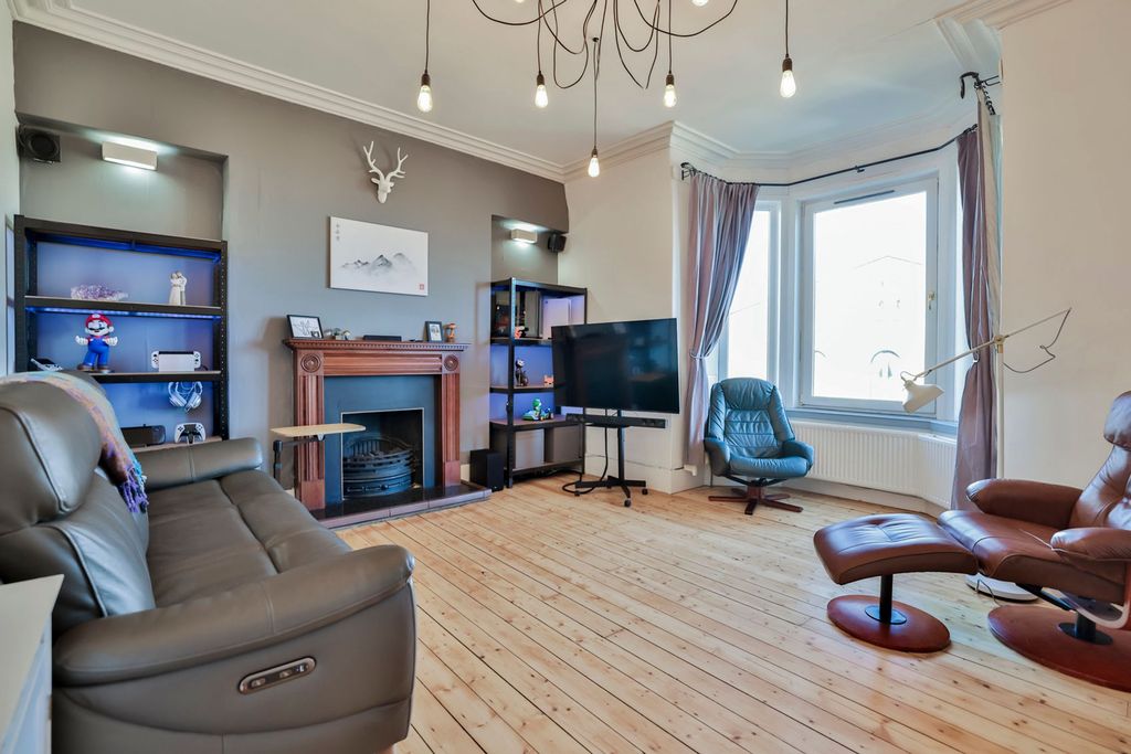 Additional image 2 of 3 bed flat for saleClifton Road, Aberdeen AB24