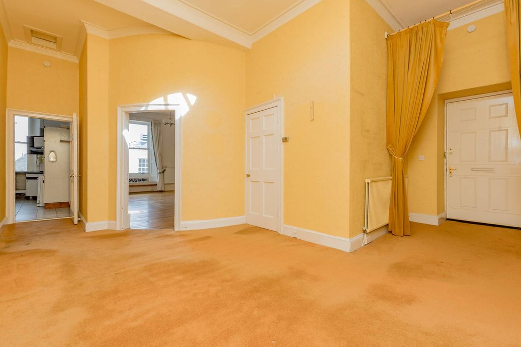 Additional image 18 of 3 bed flat for saleGeorge Street, Edinburgh EH2