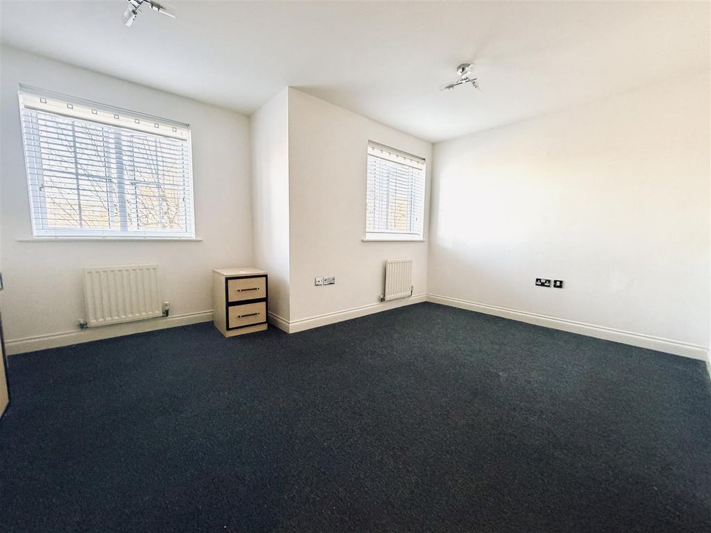 Additional image 8 of 2 bed flat for saleWeldon Road, Broadheath, Altrincham WA14
