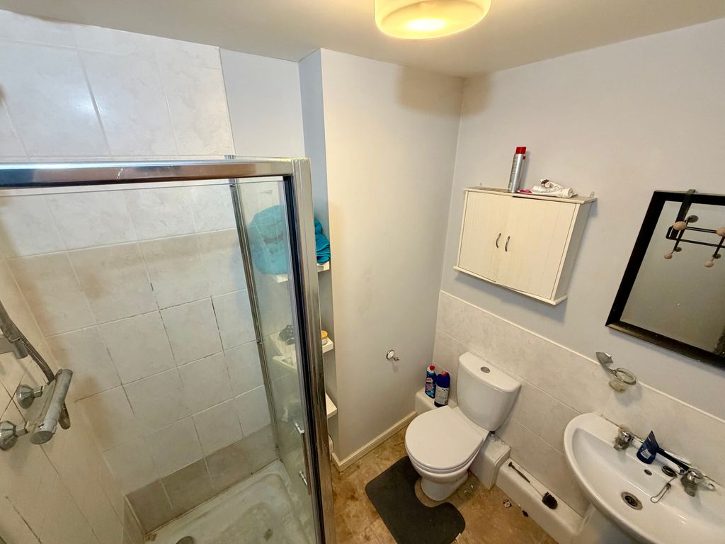 Additional image 12 of 2 bed flat for saleThe Decks, Runcorn WA7