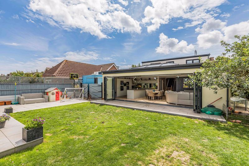 5 bed detached house for saleCemetery Lane, Woodmancote, Emsworth PO10