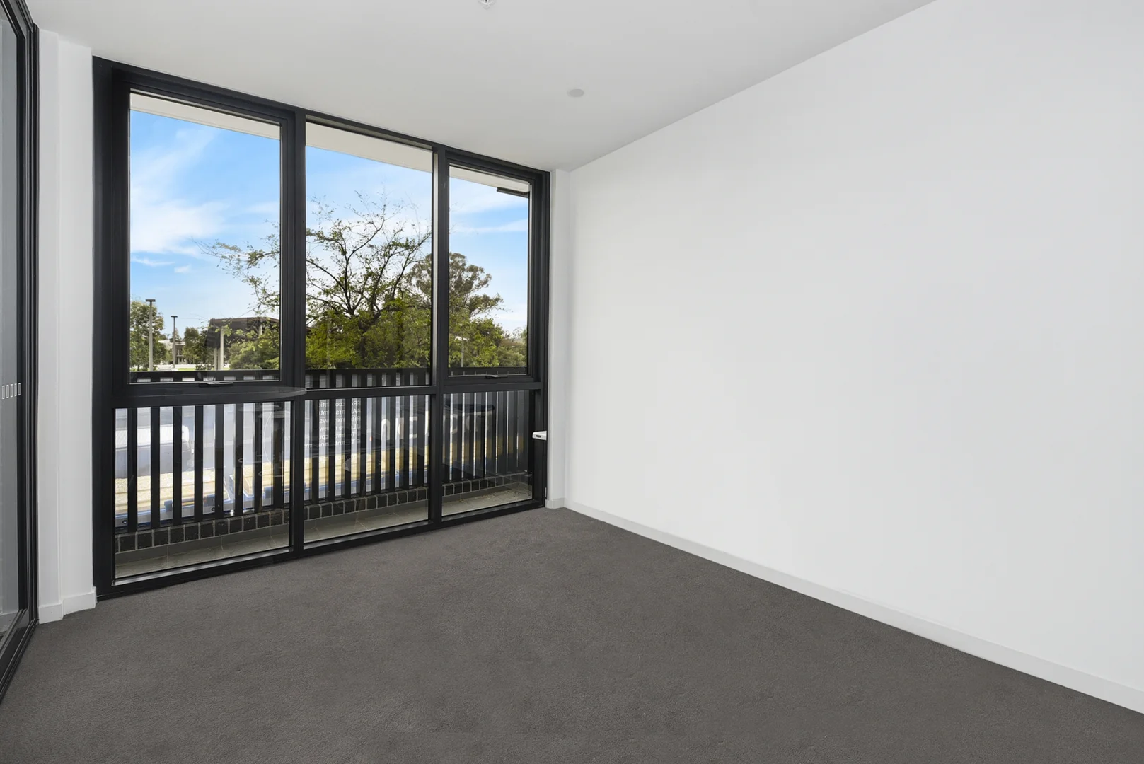 106/10 Aviators Way, Penrith NSW 2750 photo 3
