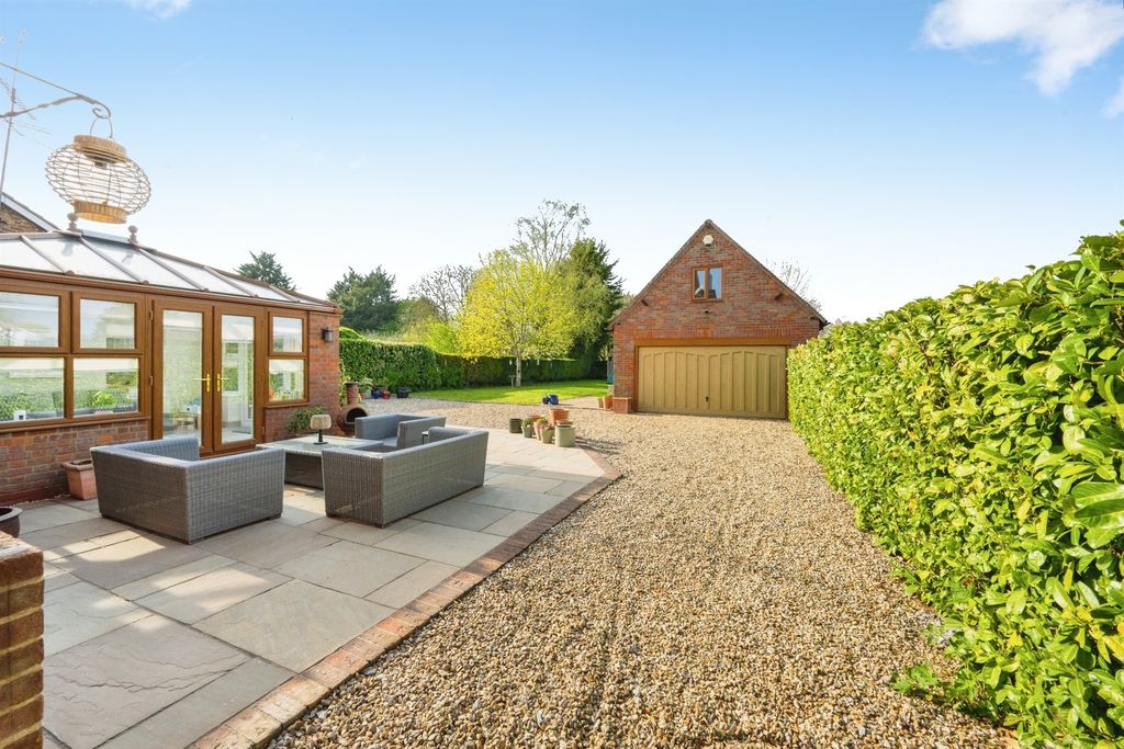 Additional image 31 of 4 bed detached house for saleMarroway, Weston Turville, Aylesbury HP22