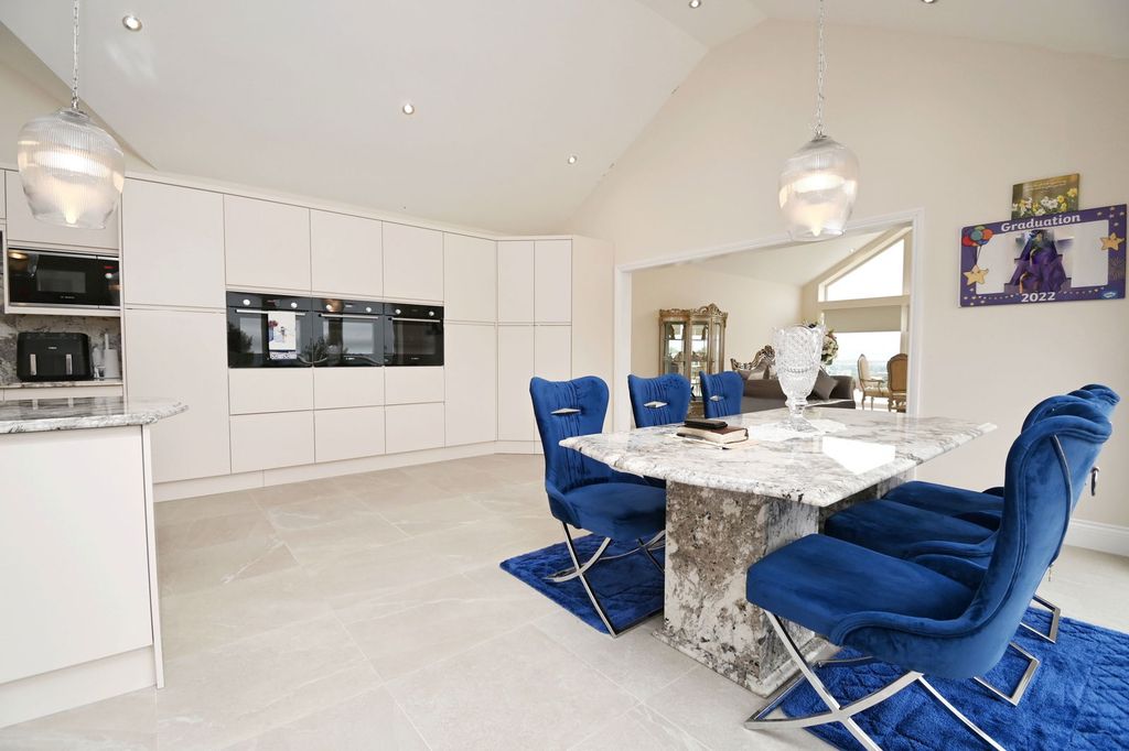 Additional image 6 of 3 bed bungalow for saleCliff Lane, Brierley, Barnsley S72