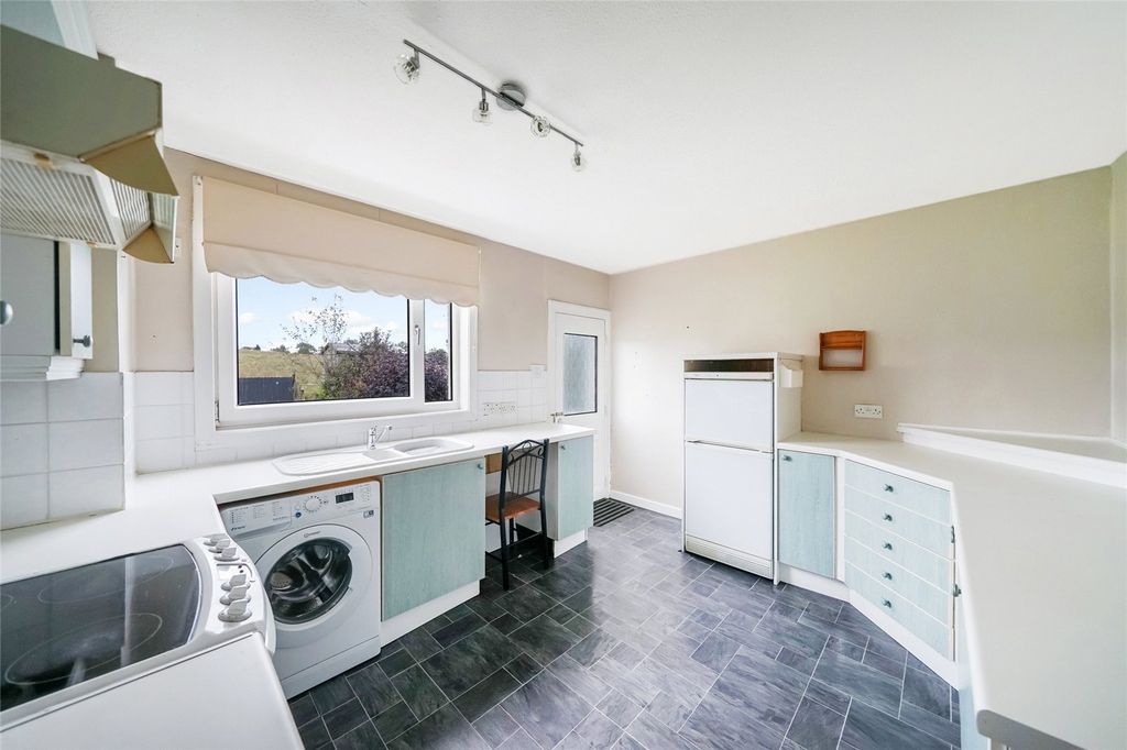 Additional image 3 of 3 bed flat for saleIndians Dorp, Balfron Station, Glasgow, Stirlingshire G63