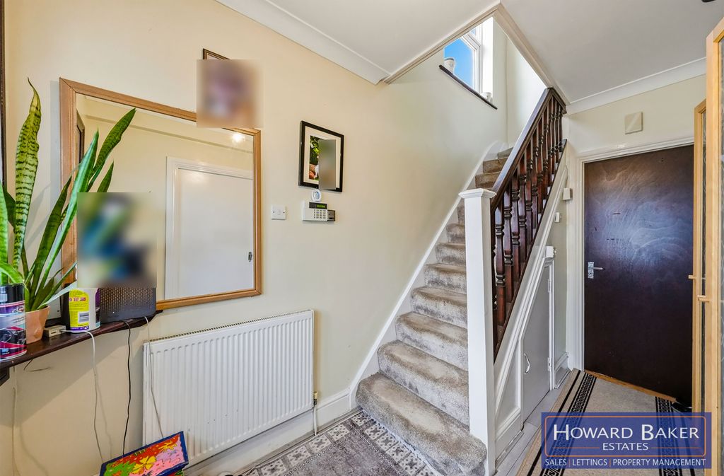 Additional image 6 of 5 bed semi-detached house for saleWoodfield Avenue, Colindale NW9