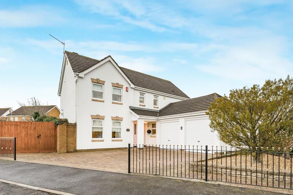 Additional image 3 of 4 bed detached house for saleStarlight View, Westward Rise, Marine Heights, Barry CF62