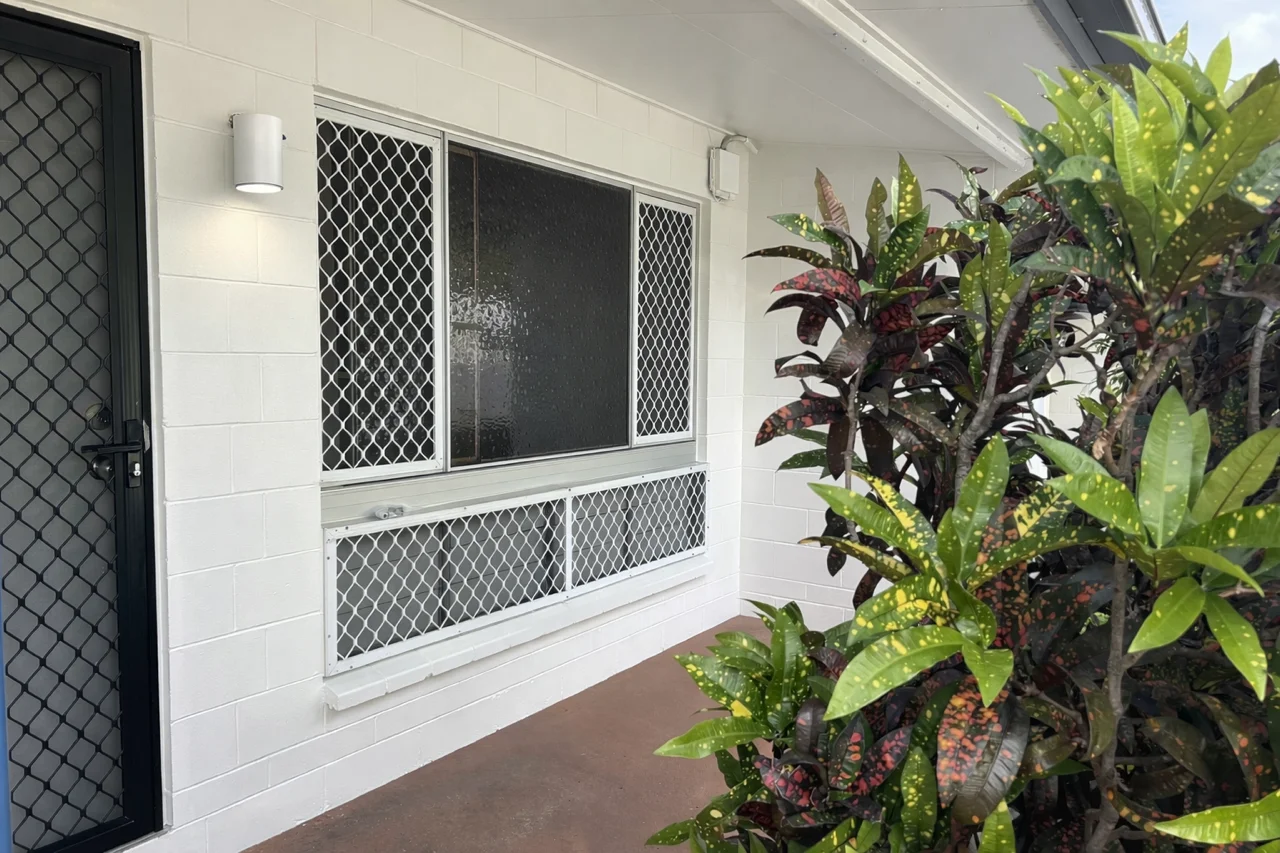 2/114 Bowen Road, Rosslea QLD 4812