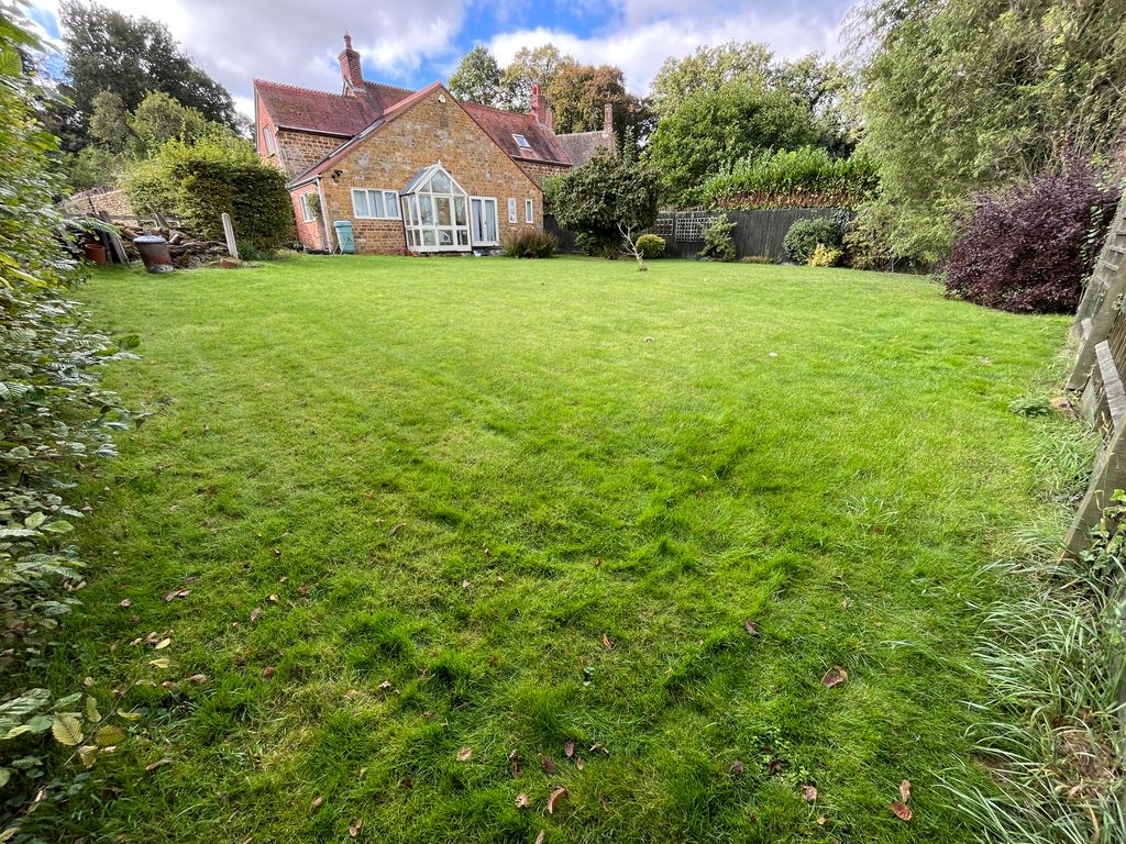 Land for saleBanbury Road, Chacombe OX17