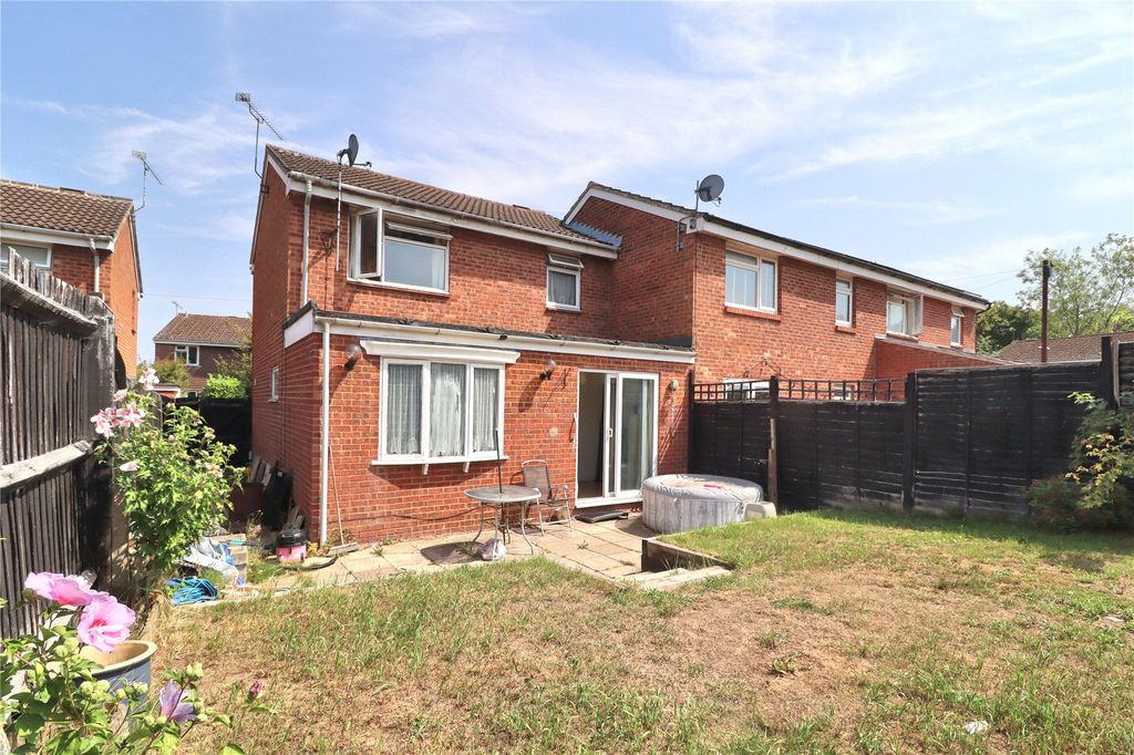 Additional image 7 of 3 bed end terrace house for saleGoldsworth Park, Woking, Surrey GU21