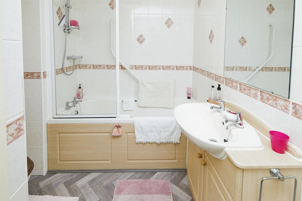 Additional image 7 of 1 bed flat for saleKedleston Close, Belper DE56