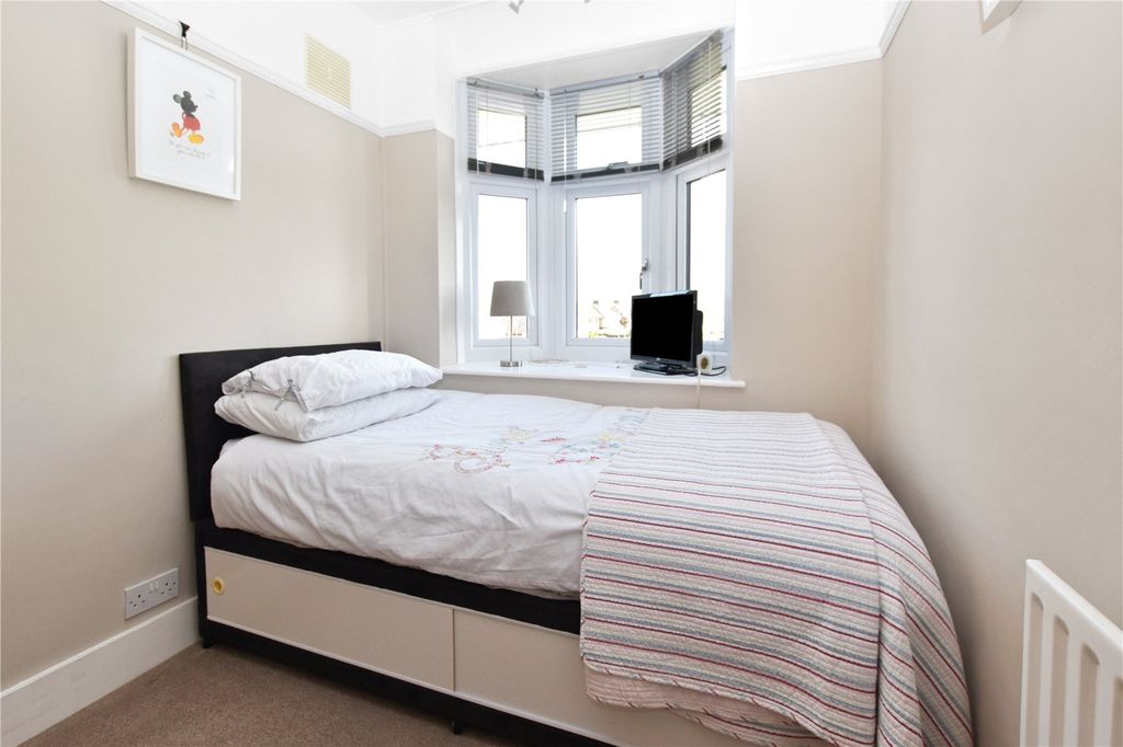 Additional image 16 of 4 bed semi-detached house for saleCumberland Drive, Bexleyheath DA7