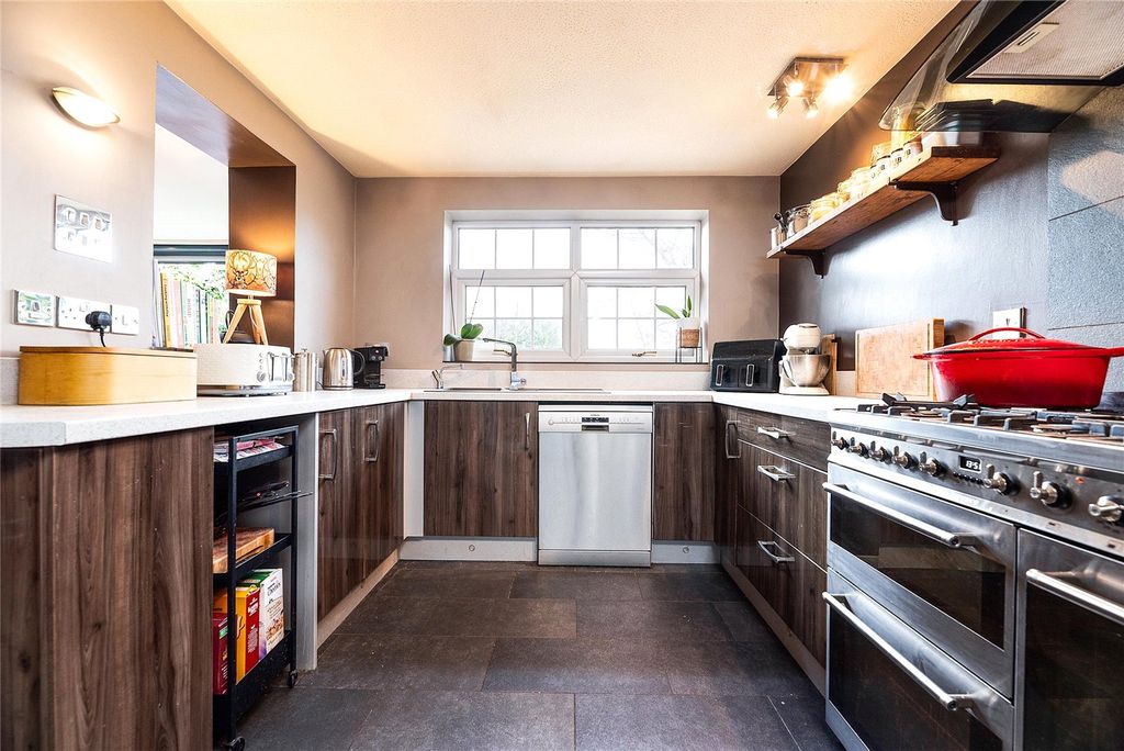 Additional image 13 of 5 bed detached house for saleKendray Close, Belper, Derbyshire DE56