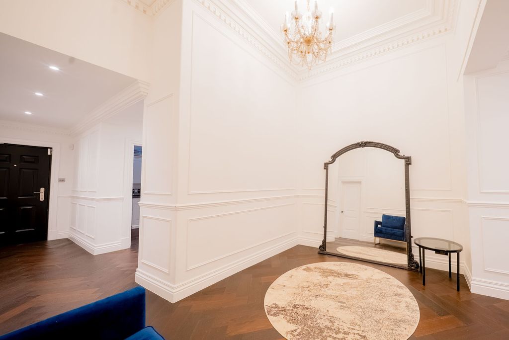 3 bed flat for saleDevisdale Road, Chomlea Mansions Devisdale Road WA14 photo 2