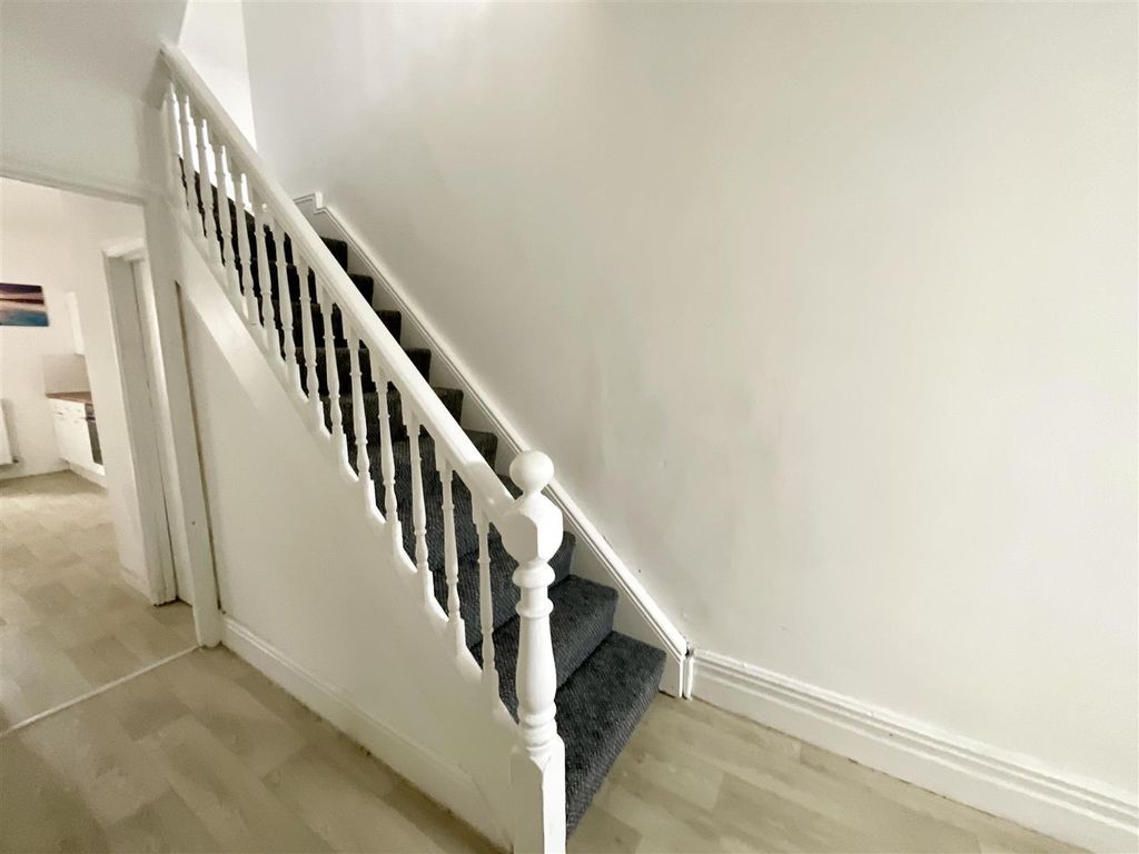 Additional image 3 of 4 bed terraced house for saleOld Castle Road, Llanelli SA15