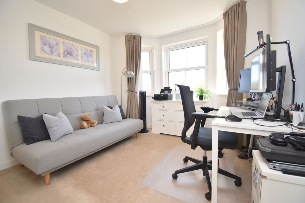 Additional image 16 of 4 bed detached house for saleCollings Crescent, Biggleswade SG18