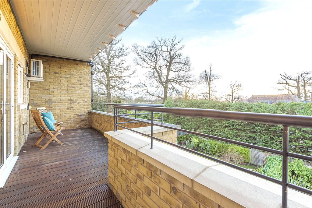 Additional image 11 of 3 bed flat for saleAmara Lodge, 371 Cockfosters Road, Cockfosters, Barnet EN4