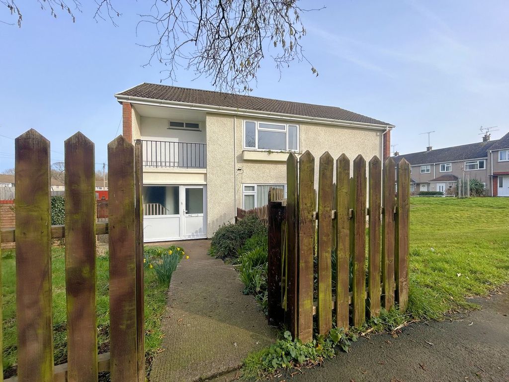 Additional image 2 of 3 bed flat for saleWindrush Court, Thornbury BS35