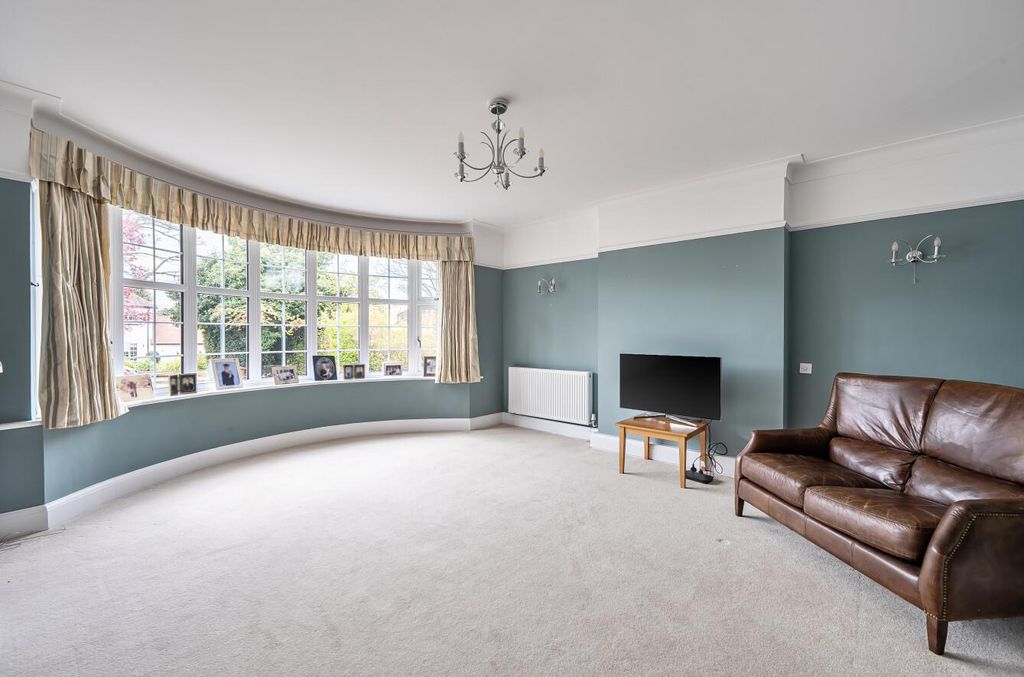 Additional image 4 of 5 bed detached house for saleHigher Drive, Banstead SM7