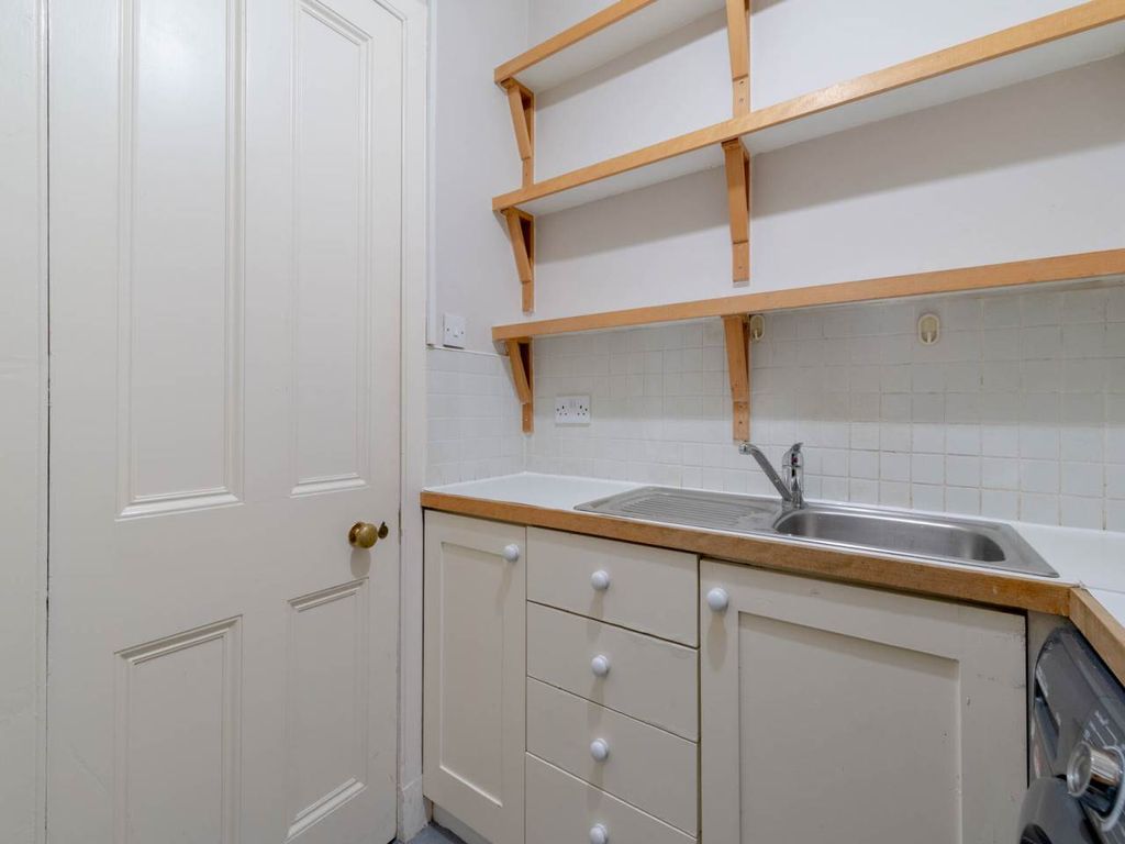 Additional image 17 of 2 bed flat for saleNorth Bank Street, Edinburgh EH1