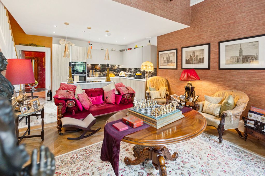 Additional image 5 of 3 bed flat for saleDalnair Castle, Croftamie, Glasgow G63
