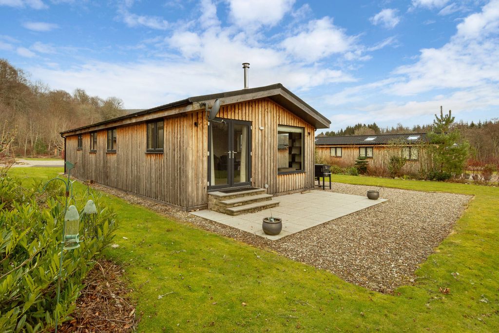 Additional image 27 of 3 bed chalet for sale28 Balloch Park, Aberfeldy PH15