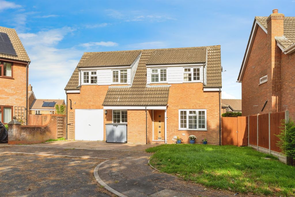 Additional image 2 of 3 bed detached house for saleWestell Close, Baldock SG7
