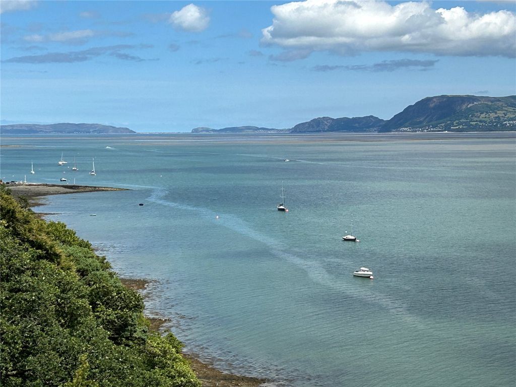 Additional image 26 of 2 bed flat for saleGlyn Garth Court, Menai Bridge, Isle Of Anglesey LL59