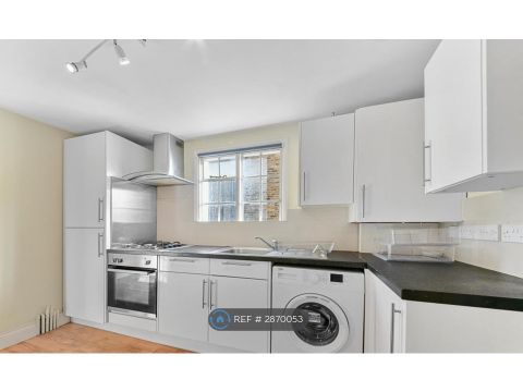 Barclay Road, London SW6