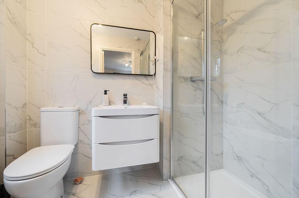Additional image 7 of 5 bed detached house for saleArbery Way, Arborfield, Reading, Berkshire RG2