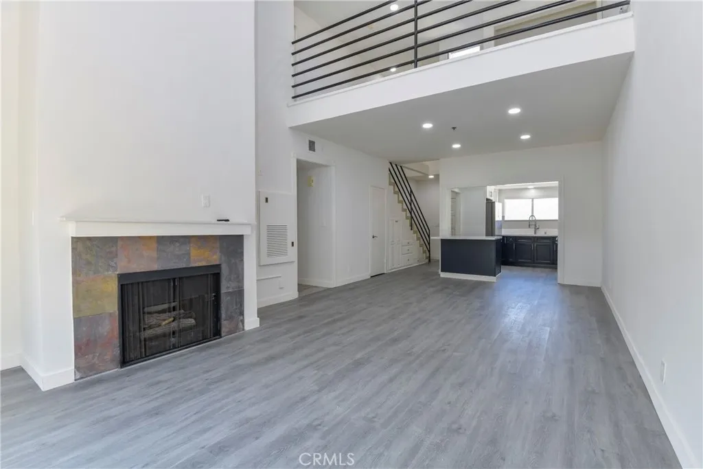 Additional image 11 of 2915 Montrose Avenue Unit 525, Glendale, CA 91214