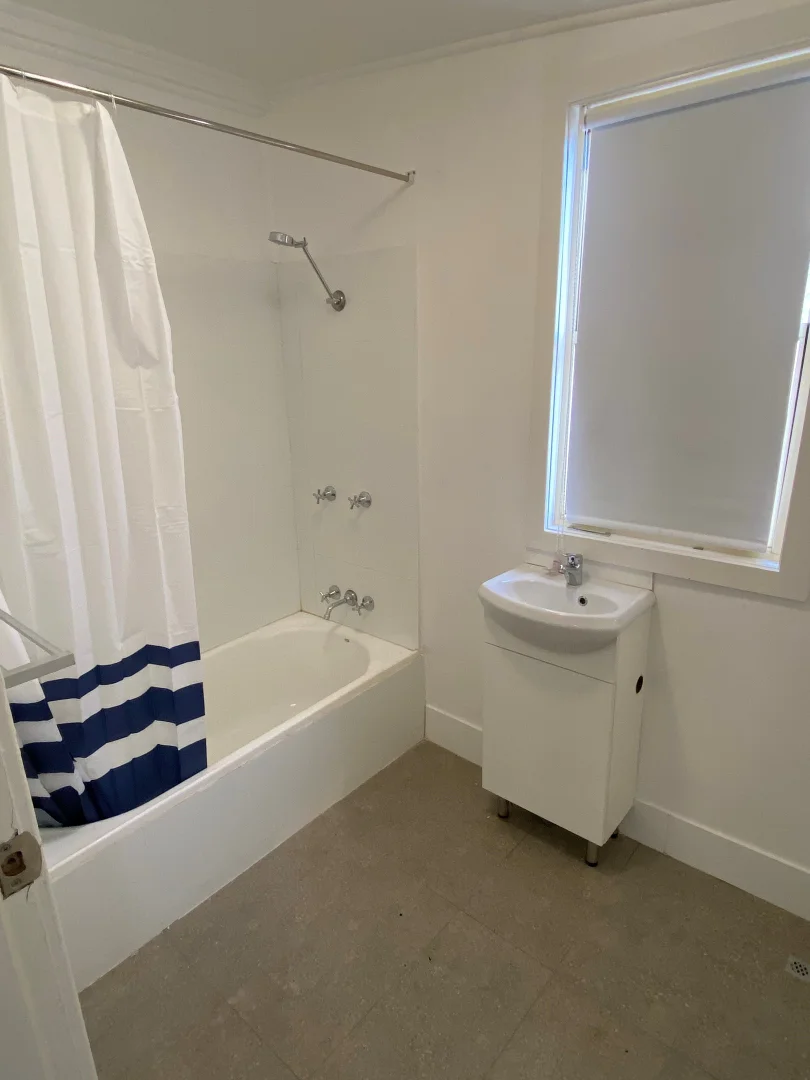 Additional image 7 of Unit 2/56 Samdon Street, Hamilton NSW 2303