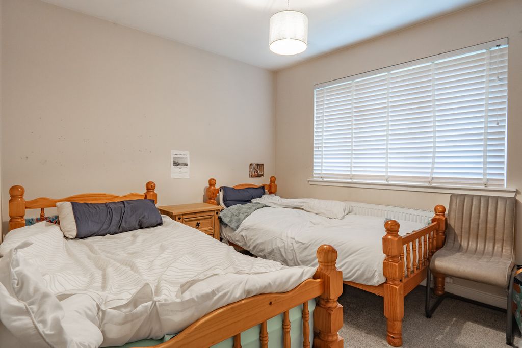 Additional image 13 of 2 bed flat for saleHolm Farm Road, Inverness IV2