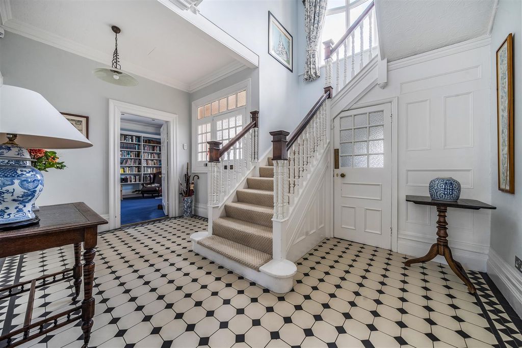 Additional image 23 of 6 bed detached house for salePemberley Avenue, Bedford MK40