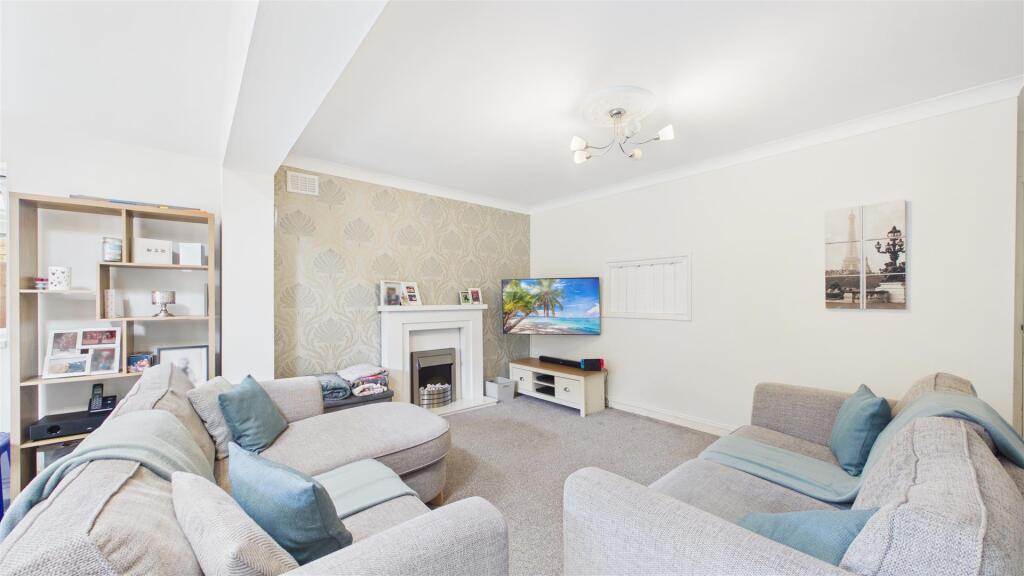 Additional image 5 of Foxlea Road, Halesowen