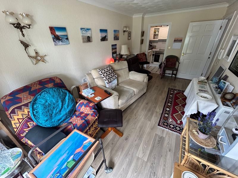 Additional image 3 of 1 bed flat for saleMarine Road, Colwyn Bay LL29