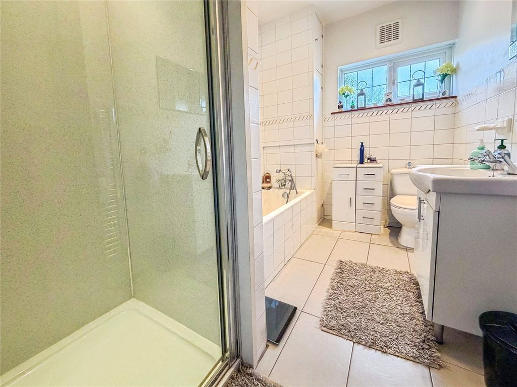 Additional image 14 of 3 bed bungalow for saleEdendale Road, Bexleyheath DA7