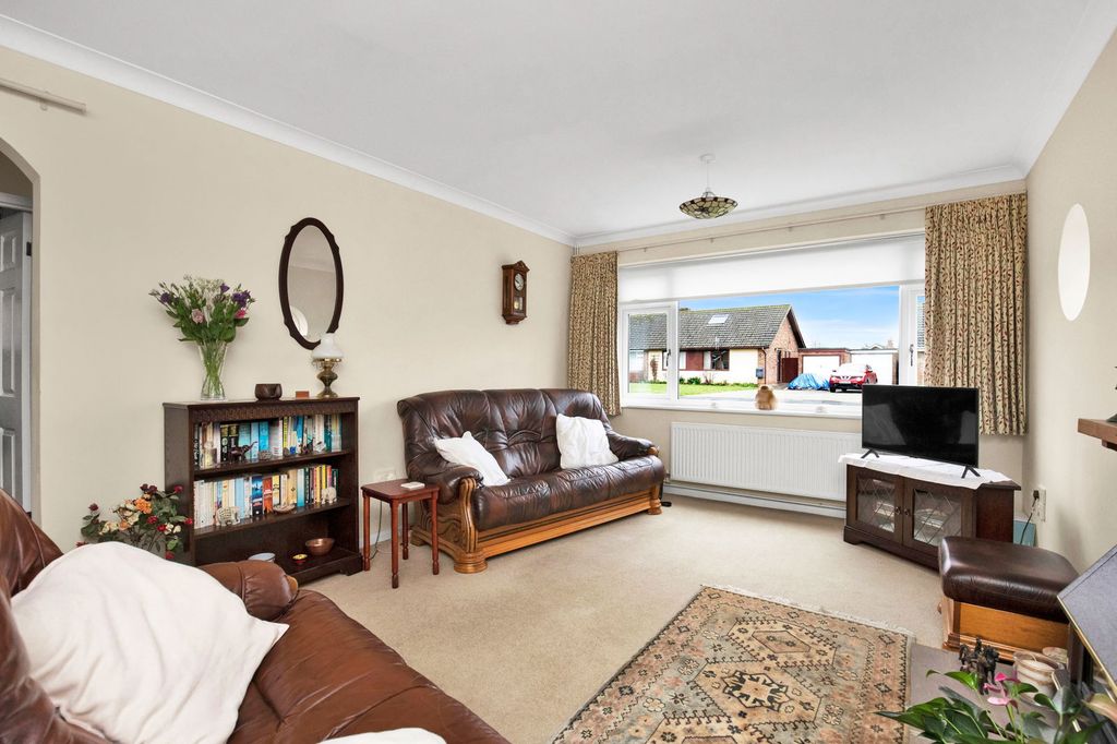 Additional image 7 of 3 bed bungalow for saleBramble Hill, Alresford, Hampshire SO24