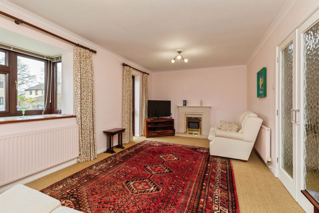 Additional image 2 of 3 bed detached house for saleVayre Close, Chipping Sodbury, Bristol BS37