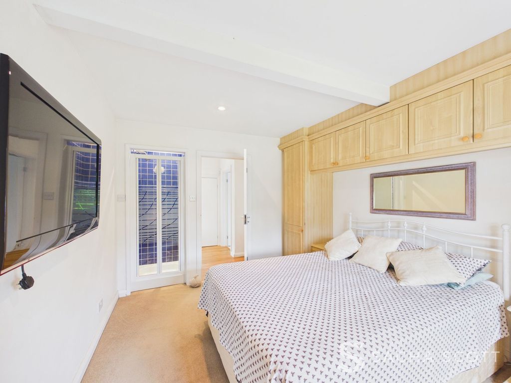 Additional image 18 of 5 bed detached house for saleHigher Drive, Banstead SM7