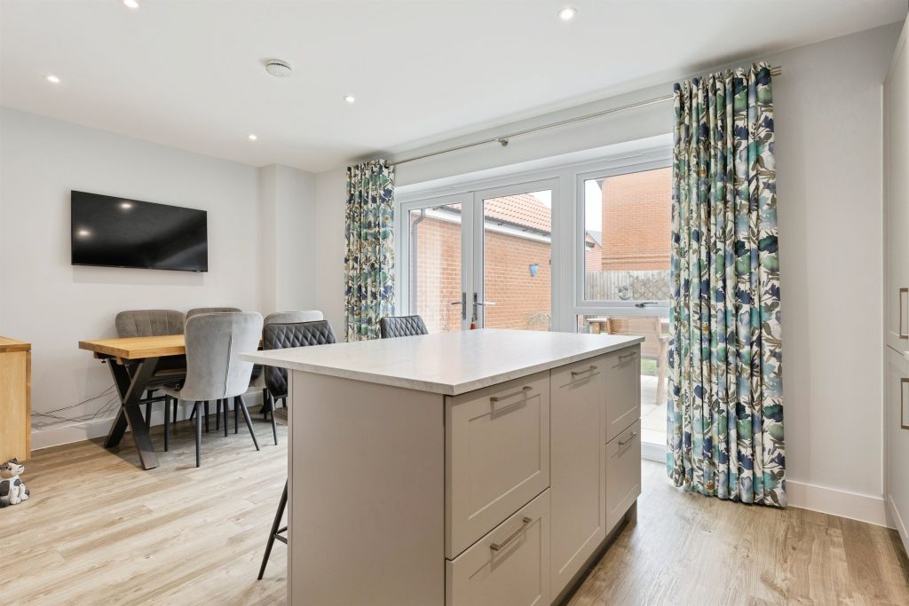 Additional image 15 of 4 bed link detached house for saleLinnet Drive, Attleborough NR17