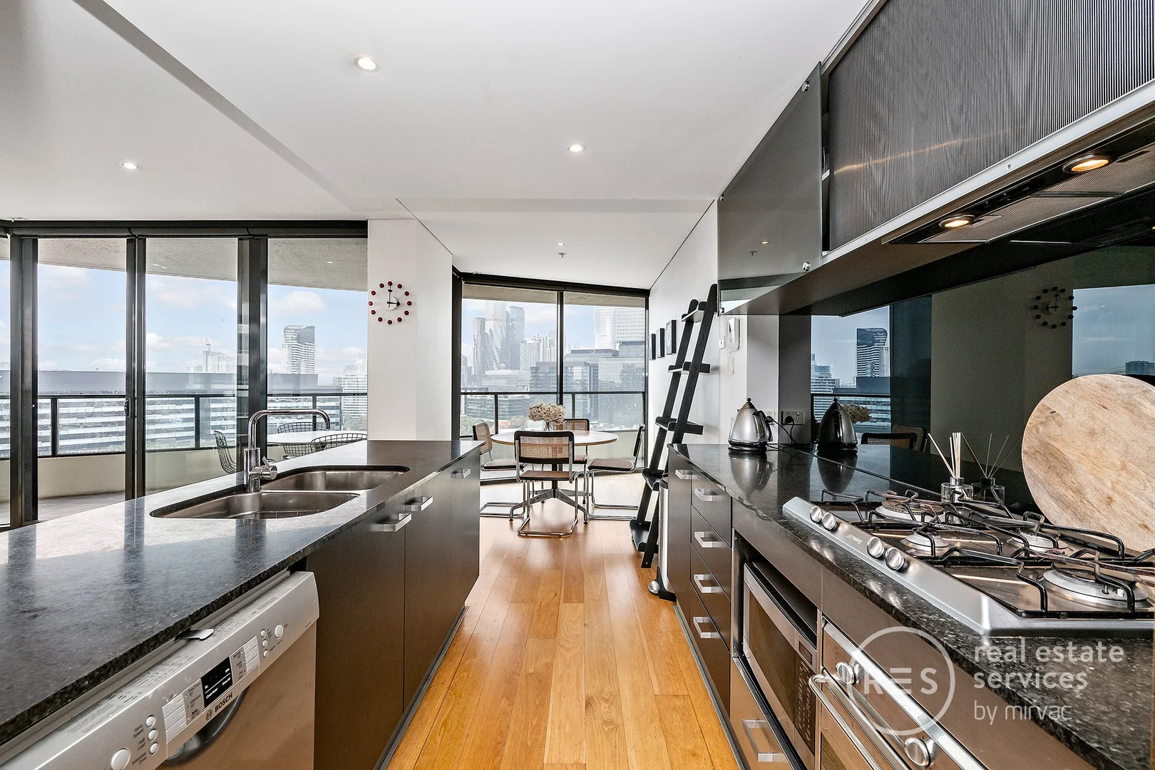 Additional image 2 of 1901/70 Lorimer Street, Docklands VIC 3008