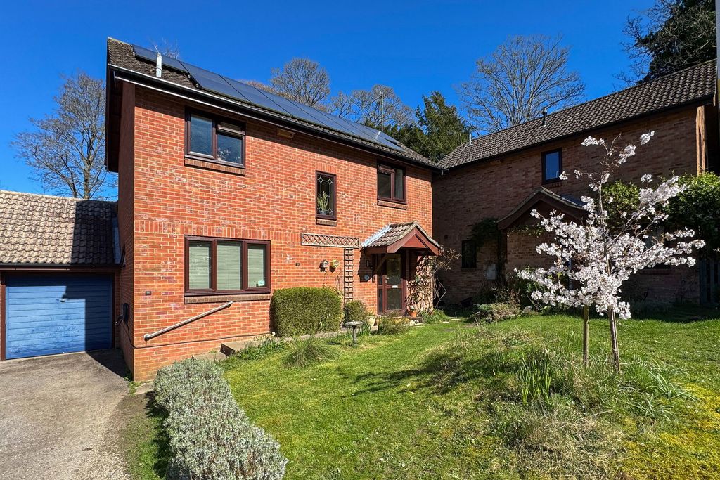 4 bed detached house for saleBeech Road, Alresford SO24