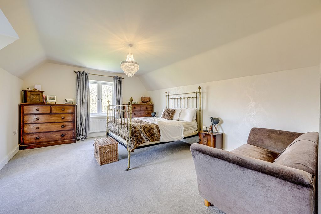 Additional image 27 of 4 bed detached house for saleThe Brackens, Benfleet SS7