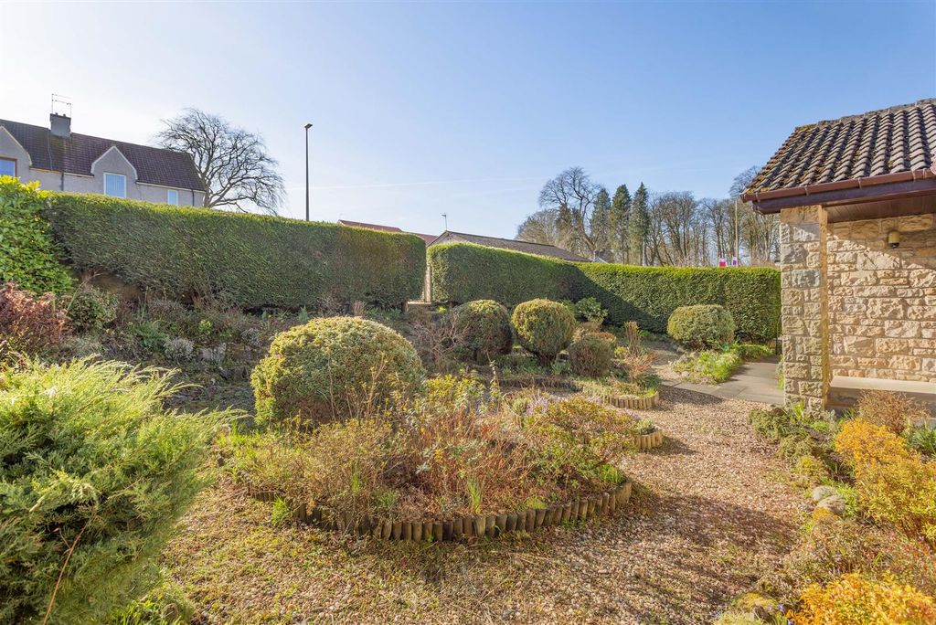 Additional image 31 of 4 bed detached bungalow for saleSibbalds Brae, Bathgate EH48