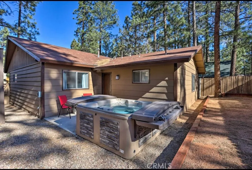 Additional image 29 of 304 E Fairway Blvd, Big Bear City, CA 92314