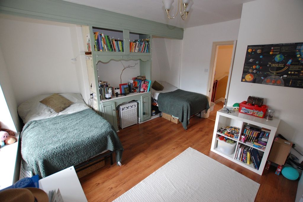 Additional image 9 of 3 bed semi-detached house for saleCurrier Lane, Ashton-Under-Lyne, Greater Manchester OL6