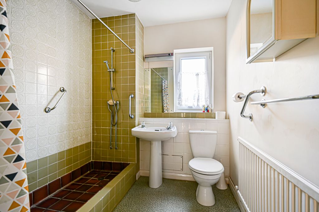 Additional image 11 of 4 bed detached house for saleUlley Road, Kennington TN24